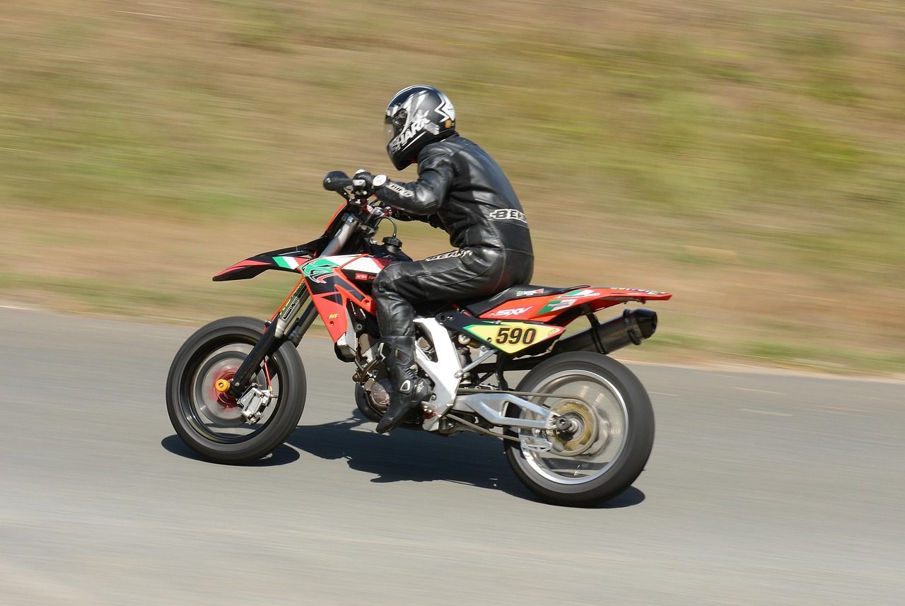 entdecken sie alles über hillclimb: tipps, ausrüstung und techniken für das ultimative bergrennen-erlebnis. perfekt für motorsportfans und adrenalinliebhaber.