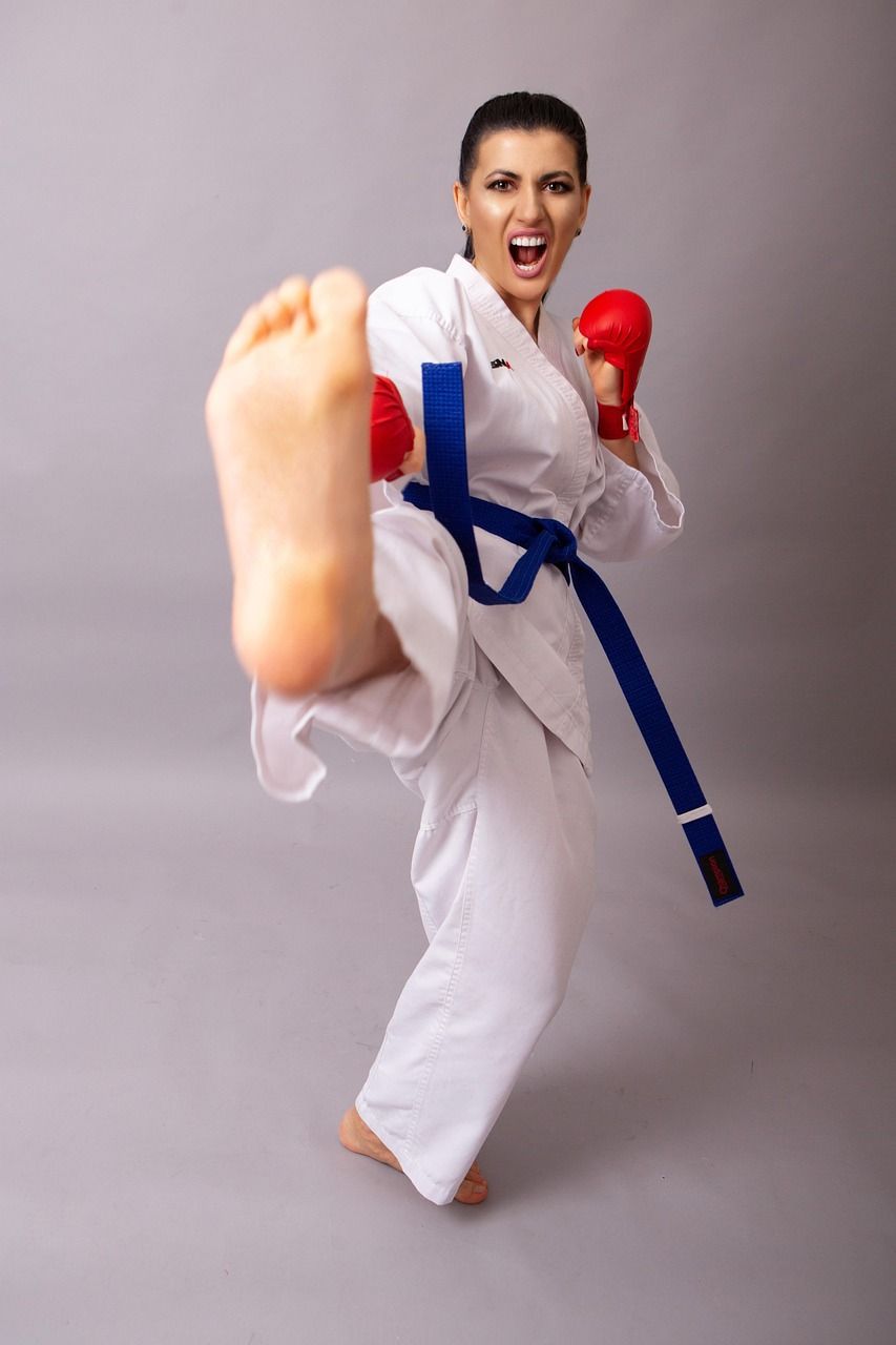 entdecken sie die welt des judo: techniken, geschichte und tipps für anfänger und fortgeschrittene. lernen sie diesen faszinierenden kampfsport kennen und verbessern sie ihre fitness und disziplin.