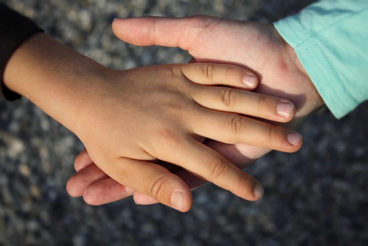 schutz von kindern: maßnahmen und strategien zur gewährleistung ihrer sicherheit und ihres wohlergehens.