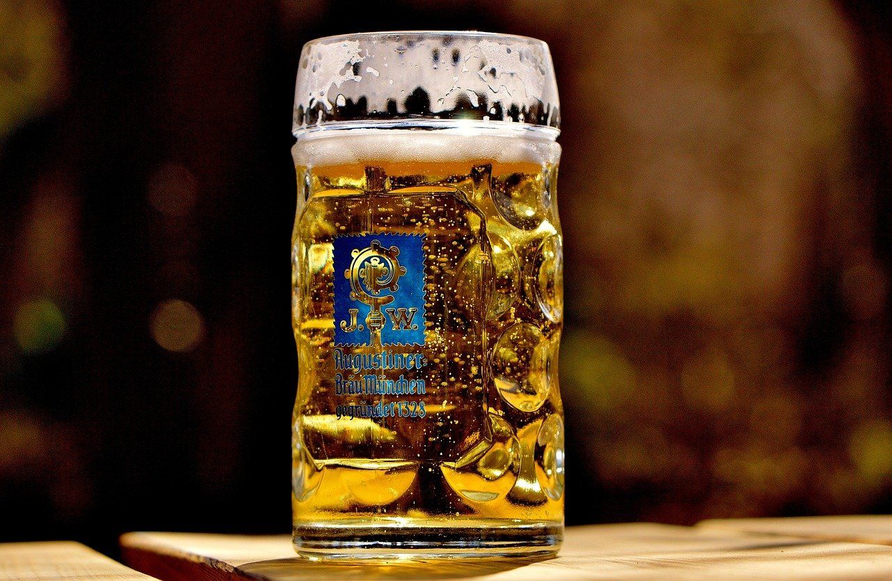 entdecken sie die kunst des bierbrauens! lernen sie die verschiedenen methoden und zutaten für die herstellung ihres eigenen, köstlichen bieres. perfekt für anfänger und erfahrene brauer.