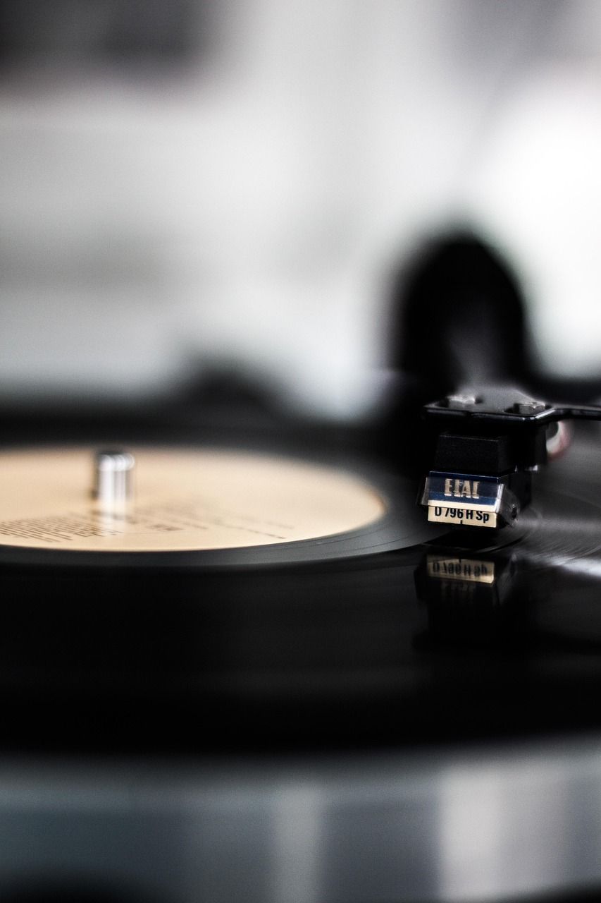 entdecken sie wertvolle vinyl-schallplatten – eine schatzkammer für musikliebhaber und sammler mit einzigartigen und seltenen editionen.