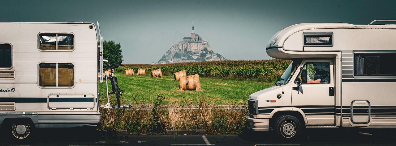 entdecken sie unsere vielfältigen campervans für ihr nächstes abenteuer – flexibel, komfortabel und perfekt für individuelle reisen.