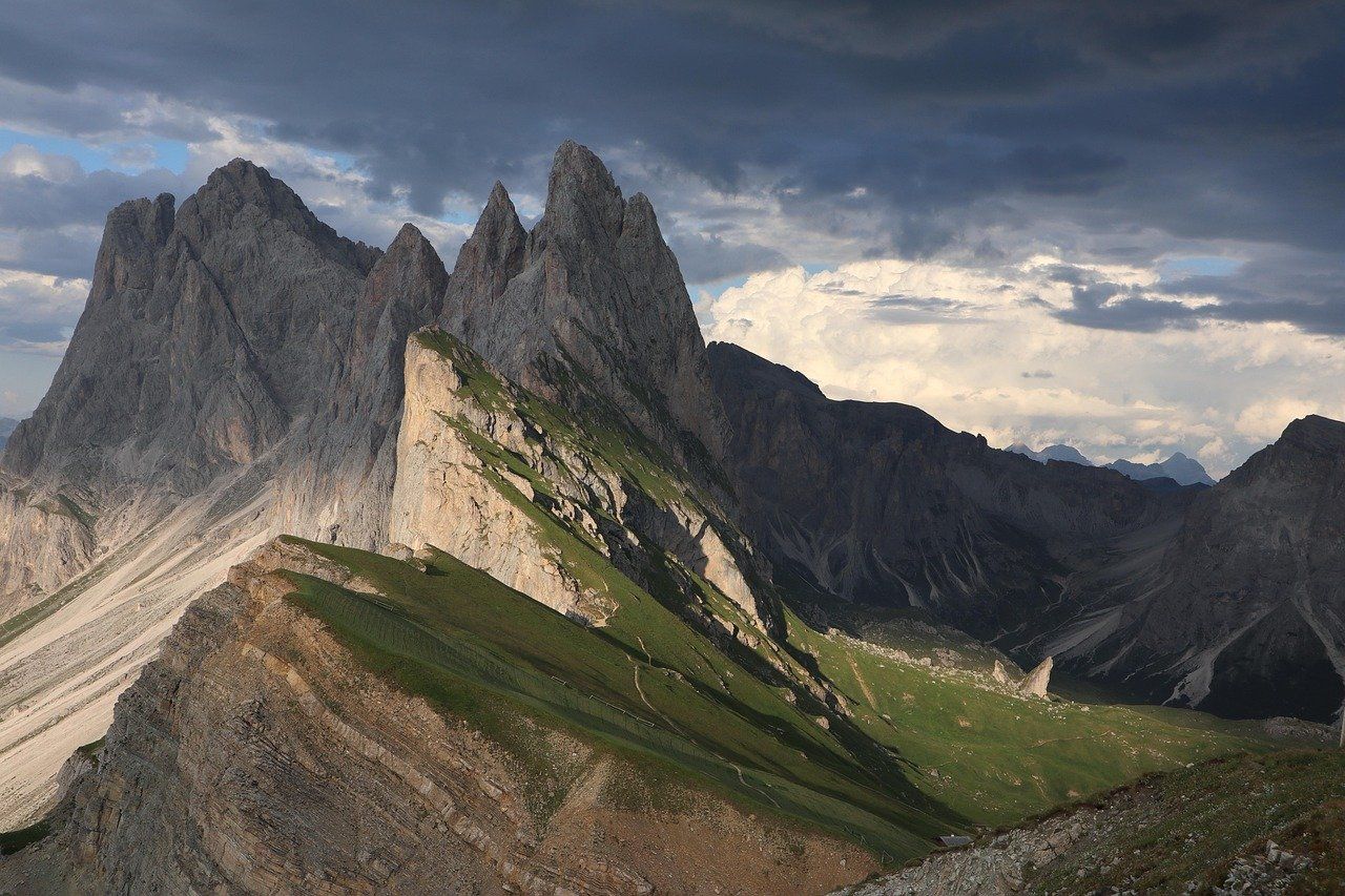 entdecken sie die faszinierende welt der unesco-welterbestätten, kultur- und naturerbestätten, die von ihrer außergewöhnlichen bedeutung und schönheit geprägt sind. erfahren sie mehr über den schutz und die förderung des kulturellen erbes weltweit.