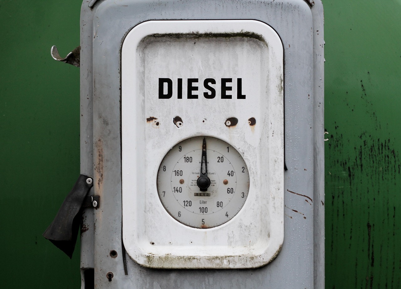 entdecken sie die faszinierende geschichte der historischen pumpe – ein technisches meisterwerk vergangener zeiten, das die entwicklung der wasserförderung revolutionierte.