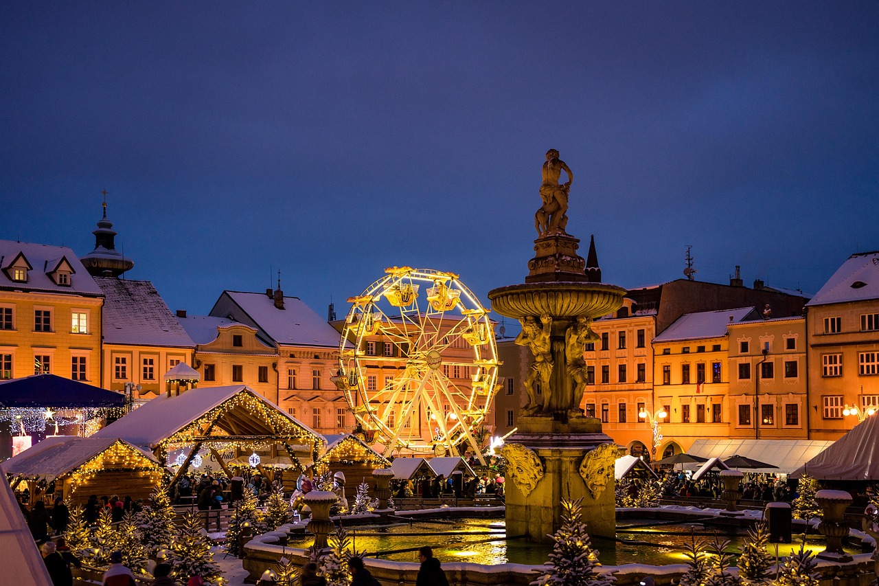 Weihnachtszauber auf dem Buchener Markt: Kindertheateraufführung von Rumpelstilzchen in der Stadtbücherei