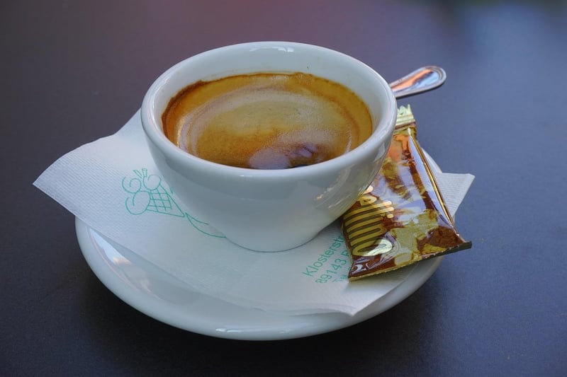 Italienischer Espresso, Rohmilch und die kulinarischen Trends, die uns wirklich auf die Nerven gehen