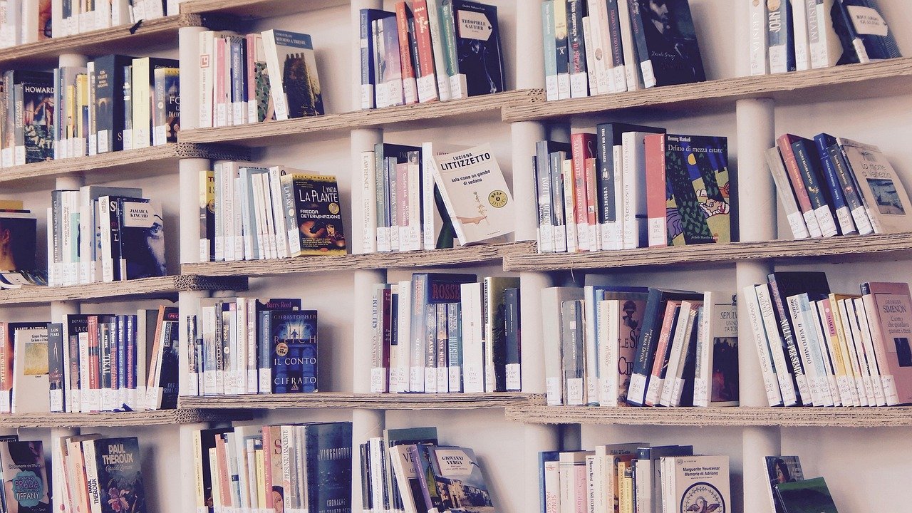 Entdeckung der Stadtteilbücherei Lengfeld: Ein Ort für Kultur und Bildung