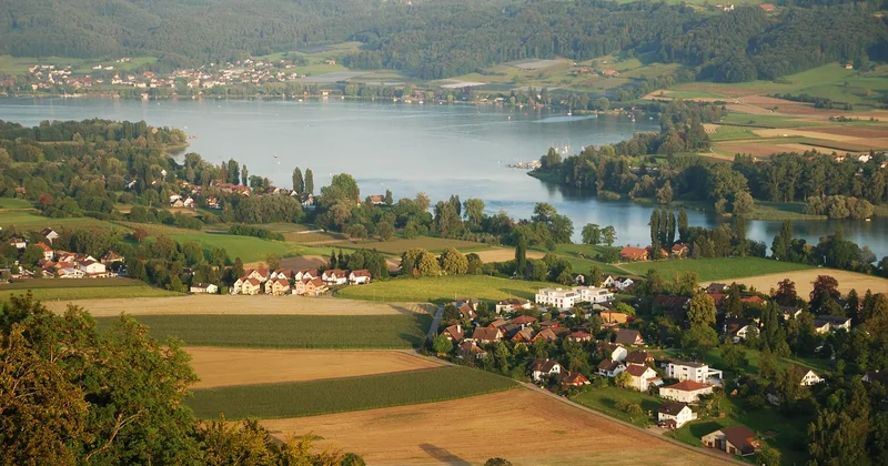 Abenteuerspielplatz oder Wasserspielplatz: die ehrliche Einteilung