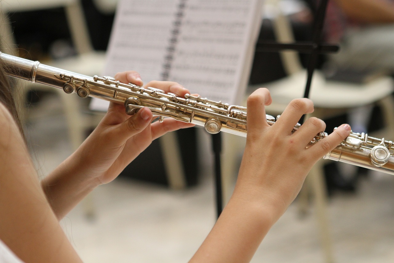 entdecken sie die zeitlose schönheit der klassischen musik. erfahren sie mehr über die größten komponisten, bedeutende werke und deren einfluss auf die moderne musik. tauchen sie ein in die faszinierende welt der symphonien, konzerte und opern.