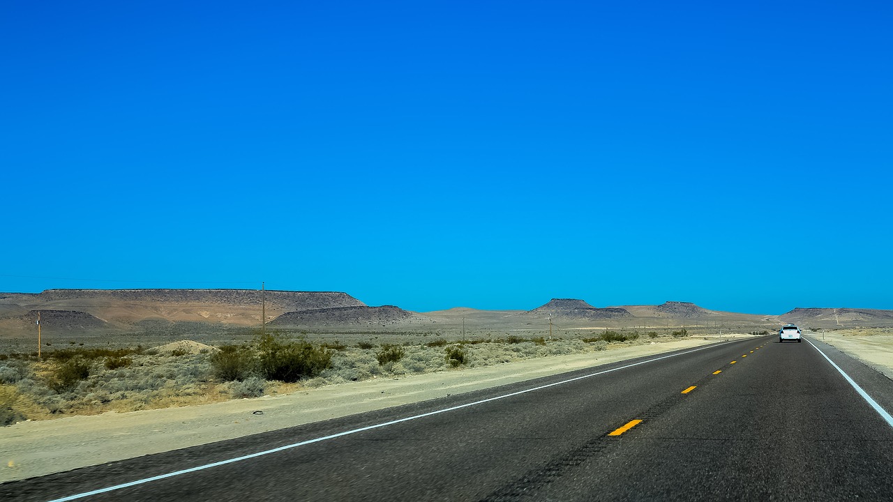 entdecken sie die freiheit des reisens mit unseren ultimativen roadtrip-ideen! erleben sie unvergessliche abenteuer, atemberaubende landschaften und wertvolle erinnerungen auf den straßen europas und darüber hinaus.