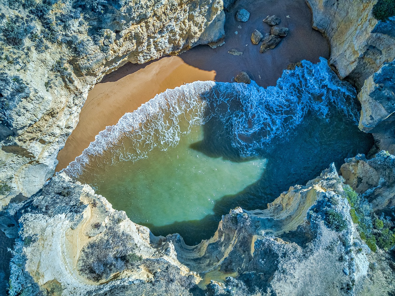 entdecken sie die schönsten reiseziele mit unseren maßgeschneiderten touren. erleben sie abenteuer, kultur und natur hautnah und genießen sie unvergessliche momente.