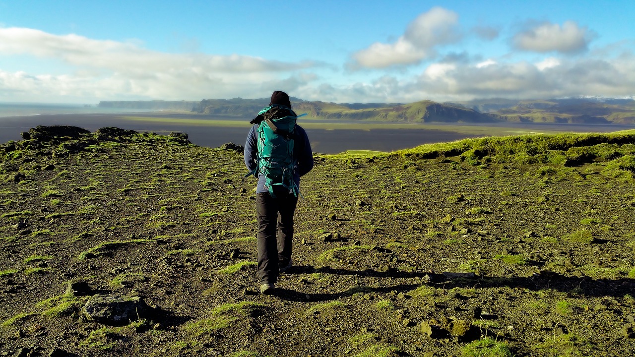 erlebe unvergessliche abenteuer mit dem backpacking! entdecke atemberaubende landschaften, kulturelle vielfalt und treffe gleichgesinnte auf deinem weg. egal ob in den bergen, an stränden oder in pulsierenden städten, backpacking bietet dir die freiheit, die welt auf eigene faust zu erkunden.