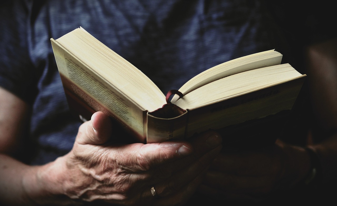 entdecken sie die grundlagen der allgemeinen bildung, die das wissen und die fähigkeiten fördern, die für das persönliche und berufliche wachstum unerlässlich sind. erfahren sie mehr über verschiedene bildungsansätze, die die entwicklung kritischen denkens und lebenslangen lernens unterstützen.