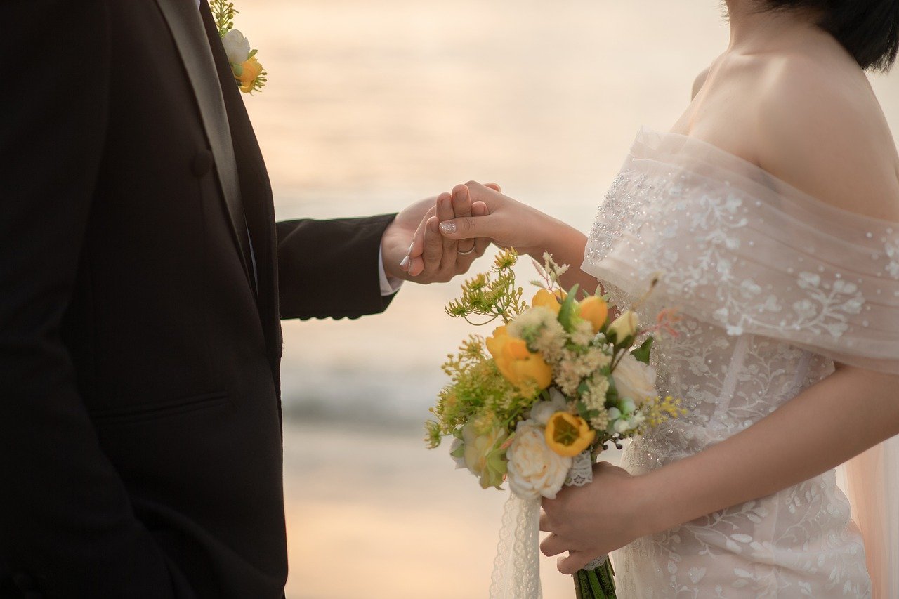 entdecken sie die magische welt der hochzeiten: romantische ideen, inspirierende tipps und alles, was sie für einen unvergesslichen tag benötigen. planen sie ihre traumhochzeit mit uns!