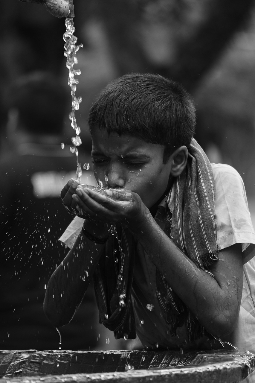 erleben sie die vorteile von leitungswasser: frisch, nachhaltig und kostengünstig. erfahren sie, wie sie ihre gesundheit fördern und die umwelt schützen können, indem sie auf wasser in flaschen verzichten.