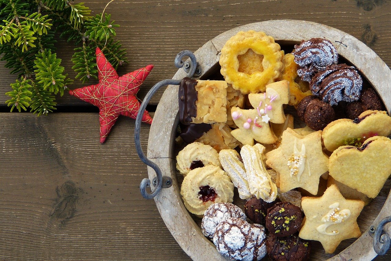 entdecken sie köstliche cookie-rezepte, von klassisch bis innovativ. genießen sie süße leckereien für jede gelegenheit und lernen sie, wie sie selbst die besten kekse backen können.