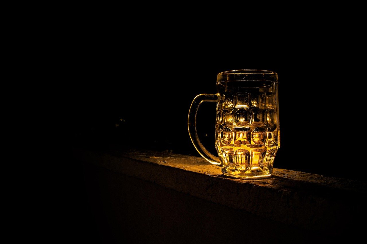 entdecken sie die welt des alkohols: von verschiedenen sorten und cocktails bis hin zu tipps für verantwortungsvollen genuss. erfahren sie mehr über die kulturen, traditionen und die geschichte des alkohols.