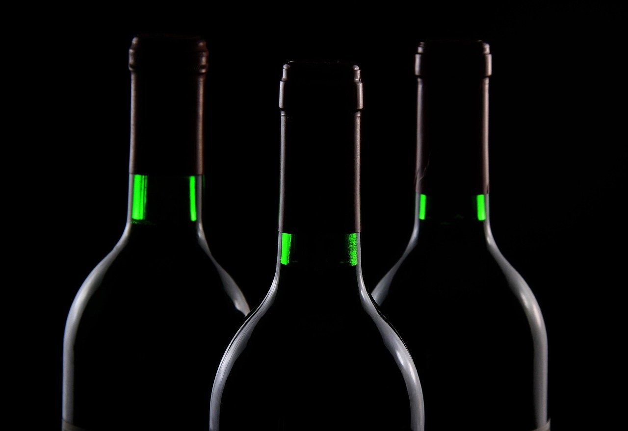 entdecken sie die vielfalt und die einflüsse von alkohol in verschiedenen kulturen. erfahren sie mehr über die verschiedenen arten, die herstellung und die verantwortung im umgang mit alkoholischen getränken.
