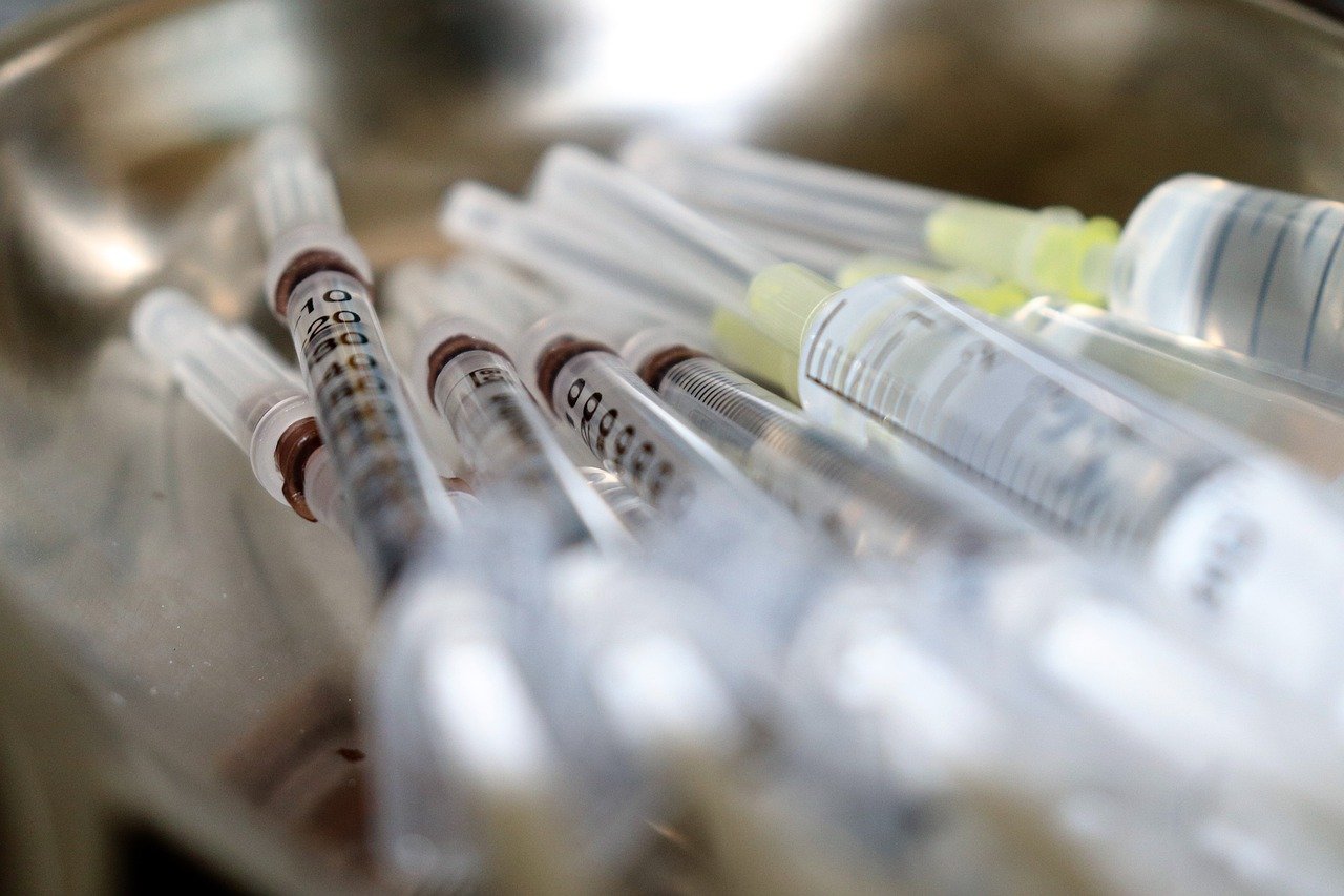 entdecken sie die neuesten informationen zu impfstoffen, ihrer wirksamkeit und den vorteilen für die öffentliche gesundheit. erfahren sie, wie impfungen krankheiten vorbeugen und die immunität stärken.