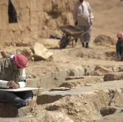 entdecken sie die faszinierende welt der archäologie, in der geschichte lebendig wird. erforschen sie antike zivilisationen, ihre kulturen und artefakte durch spannende ausgrabungen und innovative forschung.