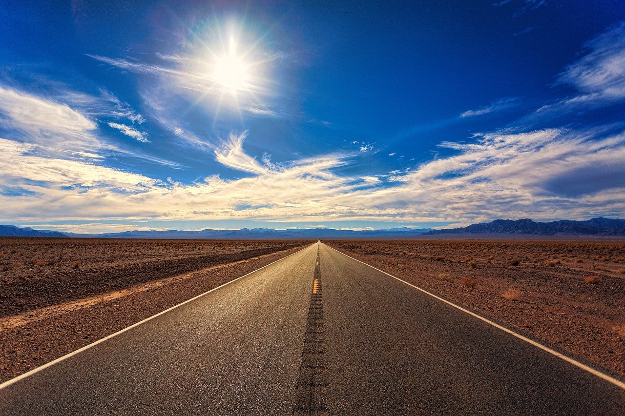 entdecken sie kalifornien, das sonnige paradies an der westküste der usa, bekannt für seine atemberaubenden strände, faszinierenden nationalparks und die lebendige kultur von städten wie los angeles und san francisco.