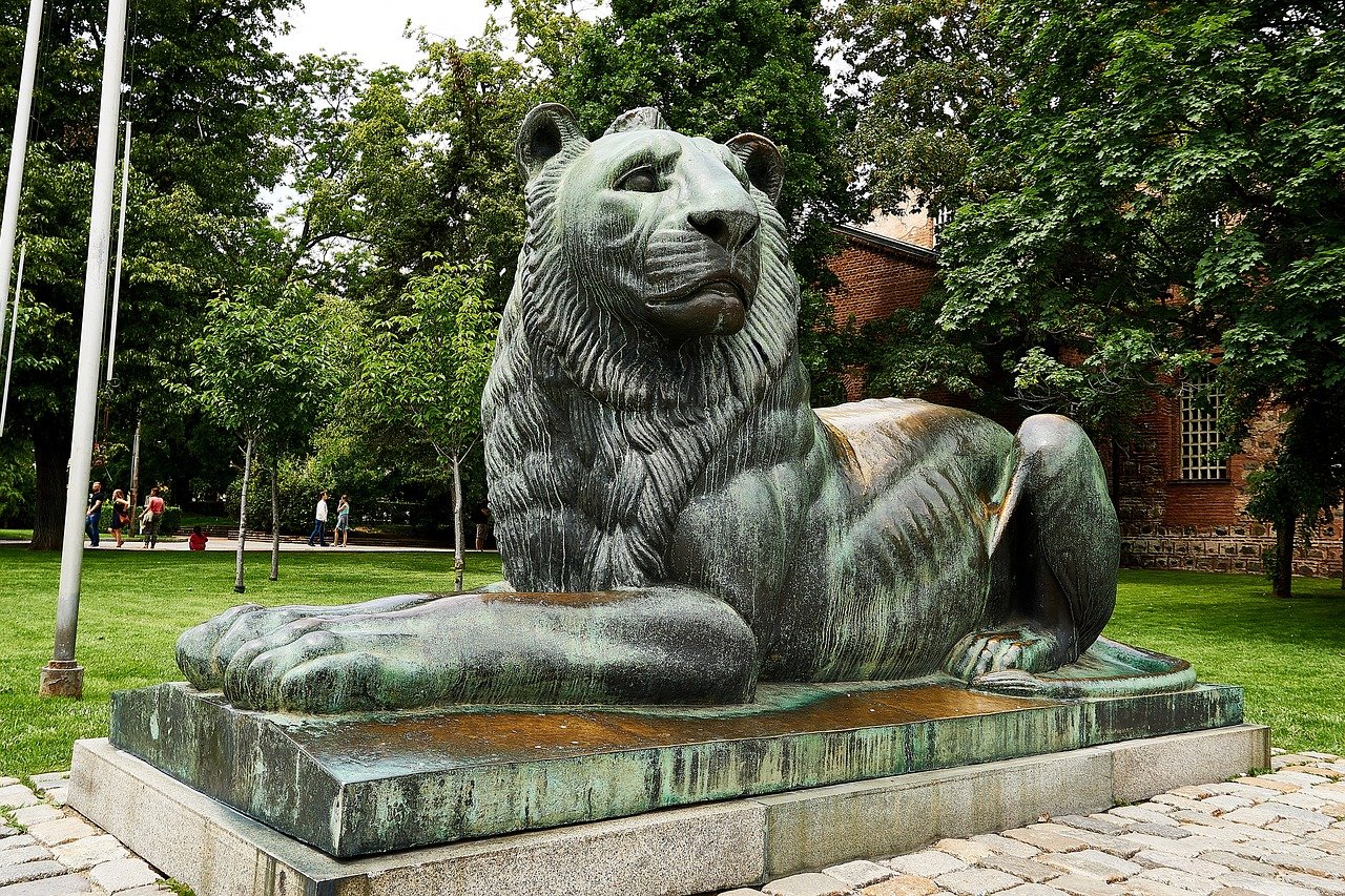 entdecken sie die faszinierende schönheit sofias, der hauptstadt bulgariens. erleben sie die mischung aus geschichte, kultur und modernem leben in dieser lebendigen stadt, die reich an sehenswürdigkeiten und kulinarik ist.