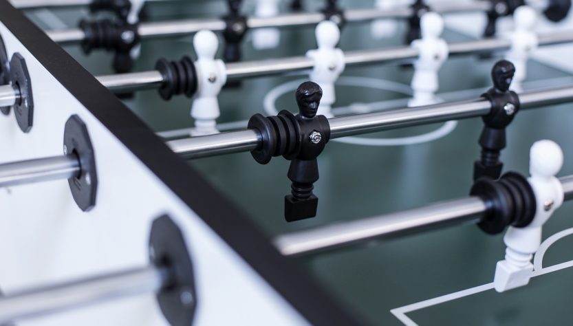 entdecken sie die aufregende welt des tischfußballs! erfahren sie alles über die besten techniken, strategien und tipps, um ihr spiel zu verbessern und wettbewerbe zu gewinnen. tauchen sie ein in die geschichte und die verschiedenen varianten dieses beliebten spiels!
