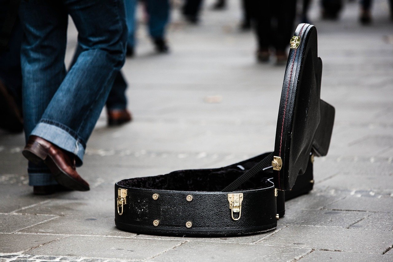 entdecken sie das aufregende straßenfestival, das mit musik, kunst und kulinarischen köstlichkeiten direkt in ihrer stadt begeistert. feiern sie ein unvergessliches wochenende voller spaß und begegnungen!