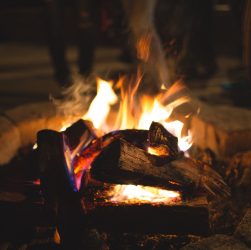 entdecken sie die besten campingplätze und tipps für einen unvergesslichen campingurlaub. erfahren sie alles über ausrüstung, stellplätze und aktivitäten in der natur.