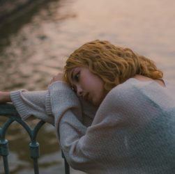 erfahren sie alles über hitzestress: ursachen, symptome und wirksame schutzmaßnahmen für mensch, tier und umwelt. jetzt informieren und vorbeugen!