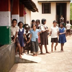 entdecken sie die bedeutung der kulturellen bildung: sie fördert das verständnis, die kreativität und die wertschätzung für verschiedene kulturen und traditionen. erfahren sie, wie kulturelle bildung zur persönlichen entwicklung und zum sozialen zusammenhalt beiträgt.