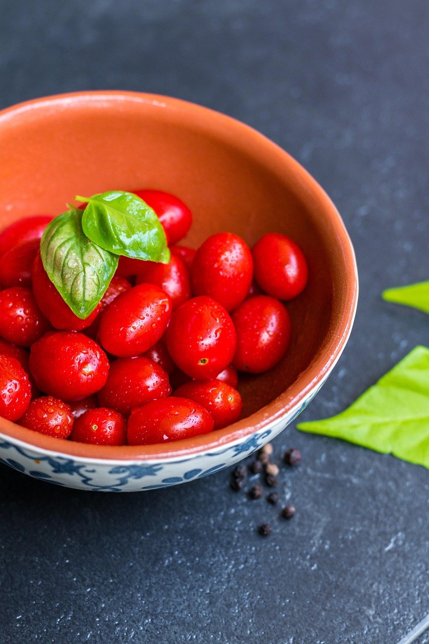 Sarah Raker pr&auml;sentiert ihr zweites Kochbuch mit Rezepten aus dem Dorf