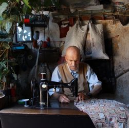 entdecken sie die vielfalt der sozialen berufe! erfahren sie mehr über die wichtigen rollen, die fachkräfte in der gesellschaft spielen, und wie sie das leben von menschen positiv beeinflussen.