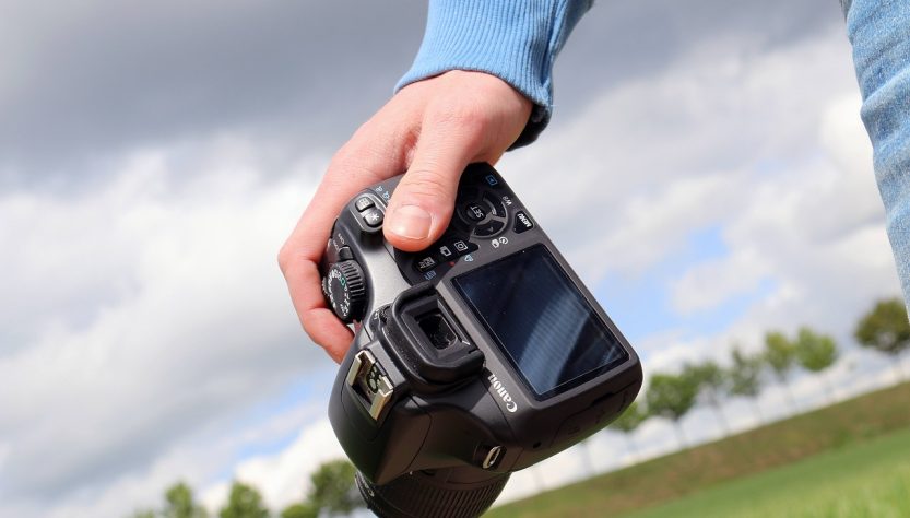 entdecken sie die welt der digitalen fotografie: tipps, techniken und inspiration für anfänger und fortgeschrittene. lernen sie, wie sie mit modernen kameras, zubehör und software beeindruckende fotos aufnehmen und bearbeiten.