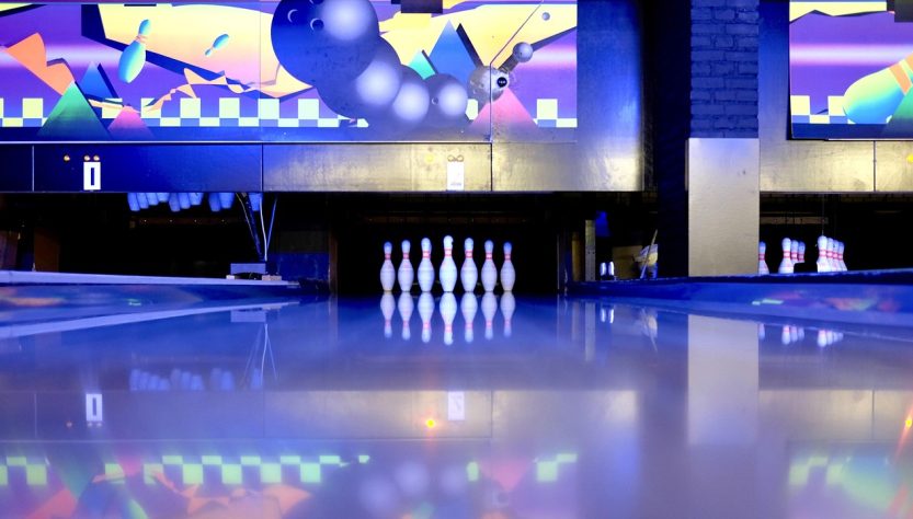 entdecken sie spannenden bowlingspaß! ob anfänger oder profi, erleben sie unvergessliche momente mit freunden und familie in unserer modernen bowlingbahn. jetzt reservieren und spaß haben!