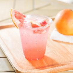 entdecken sie erfrischende gerichte – leichte, leckere rezepte für den sommer. ideal für heiße tage: frische salate, kalte suppen und kreative snacks sorgen für genuss und abkühlung.