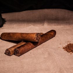 erfahren sie alles wichtige über darmkrebs: ursachen, symptome, diagnose und moderne behandlungsmöglichkeiten. informieren sie sich über prävention und aktuelle forschungsergebnisse.