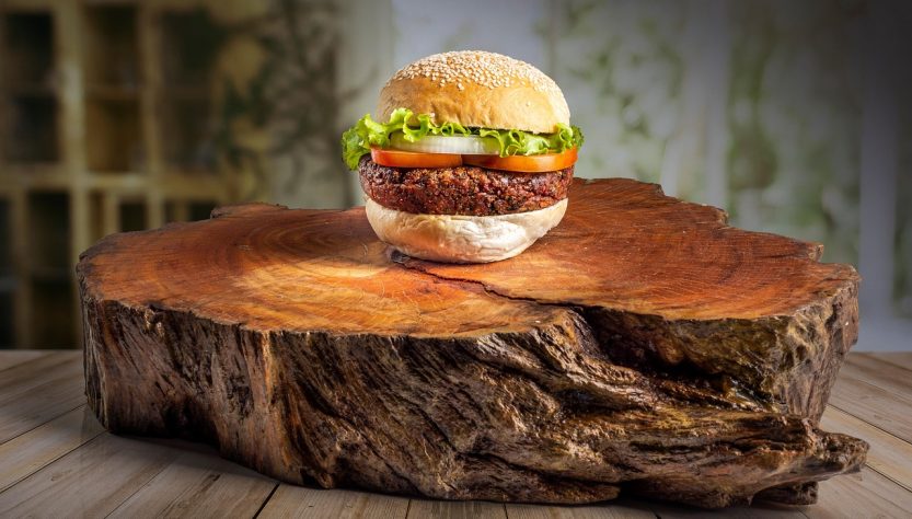 entdecken sie saftige burger-kreationen: frische zutaten, zartes fleisch und köstliche saucen erwarten sie. perfekt für burger-liebhaber und genießer – jetzt probieren!