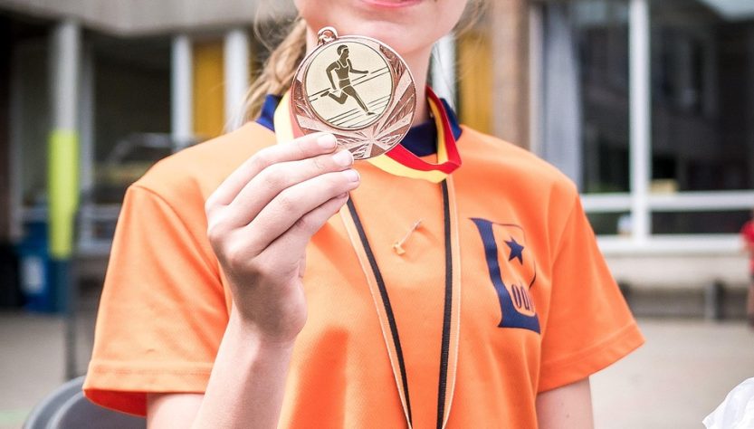 entdecken sie den youth culture award – eine auszeichnung, die junge talente, kreative innovationen und herausragende kulturelle beiträge von jugendlichen in verschiedenen bereichen würdigt. jetzt mehr erfahren!