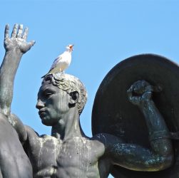 entdecken sie die faszinierende welt der erinnerungskultur: wie gesellschaften geschichte bewahren, erzählen und gestalten. erfahren sie mehr über traditionen, gedenkstätten und die bedeutung kollektiven erinnerns.