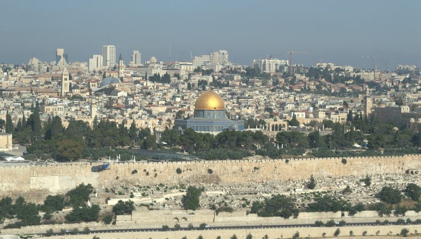 entdecken sie alles wissenswerte über israel: geschichte, kultur, sehenswürdigkeiten und aktuelle entwicklungen. informieren sie sich über das faszinierende land im nahen osten.