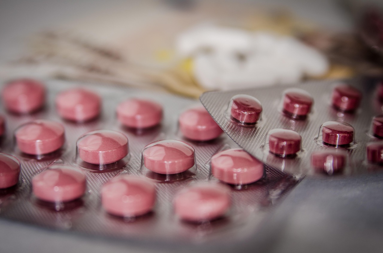 entdecken sie die bedeutung von medikamentenbewertung: wie eine regelmäßige überprüfung der medikation zur verbesserung ihrer gesundheit beitragen und nebenwirkungen vermeiden kann.