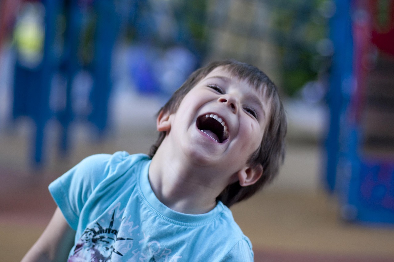 entdecken sie die besten spielplätze in ihrer nähe! unsere übersicht bietet spannende und sichere spielorte für kinder jeden alters – ideal für familienausflüge und freizeitspaß draußen.