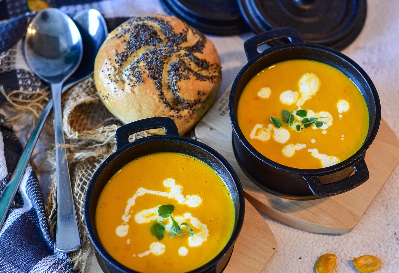 entdecken sie unsere vielfältige auswahl an suppen – von klassischen rezepten bis zu kreativen neuen ideen. gesunde, köstliche suppen für jeden geschmack und jede jahreszeit. jetzt inspirieren lassen und nachkochen!