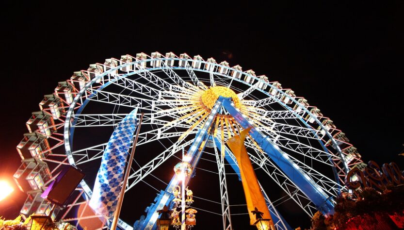 erleben sie das oktoberfest: das größte volksfest der welt mit traditionellen bayerischen spezialitäten, bier, musik und guter stimmung in münchen. alle highlights und tipps für ihren besuch!