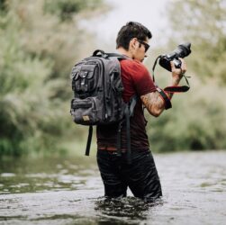 entdecken sie die faszinierende welt reisender fotografen: tipps, inspirationen und beeindruckende fotografie-abenteuer aus aller welt. perfekt für reiseliebhaber und fotografie-enthusiasten.