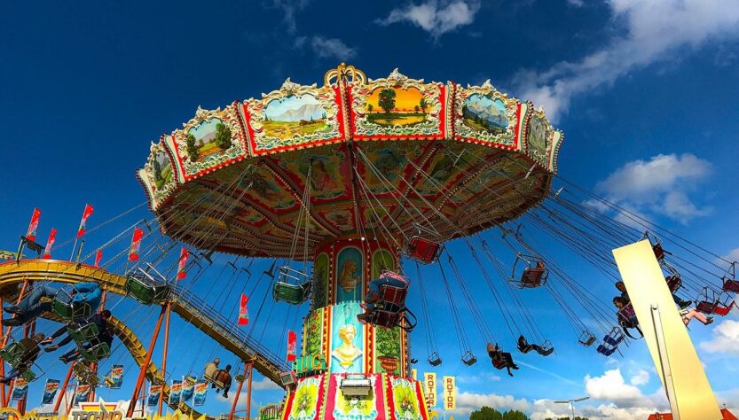 entdecken sie alles wissenswerte über das oktoberfest: traditionen, geschichte, bayerische spezialitäten und tipps für den besuch des weltberühmten volksfests in münchen.
