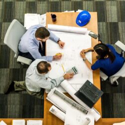 erfahren sie mehr über verschiedene vererbungsstrategien in der objektorientierten programmierung und wie sie die beste strategie für ihr softwareprojekt auswählen. tipps, beispiele und bewährte methoden.