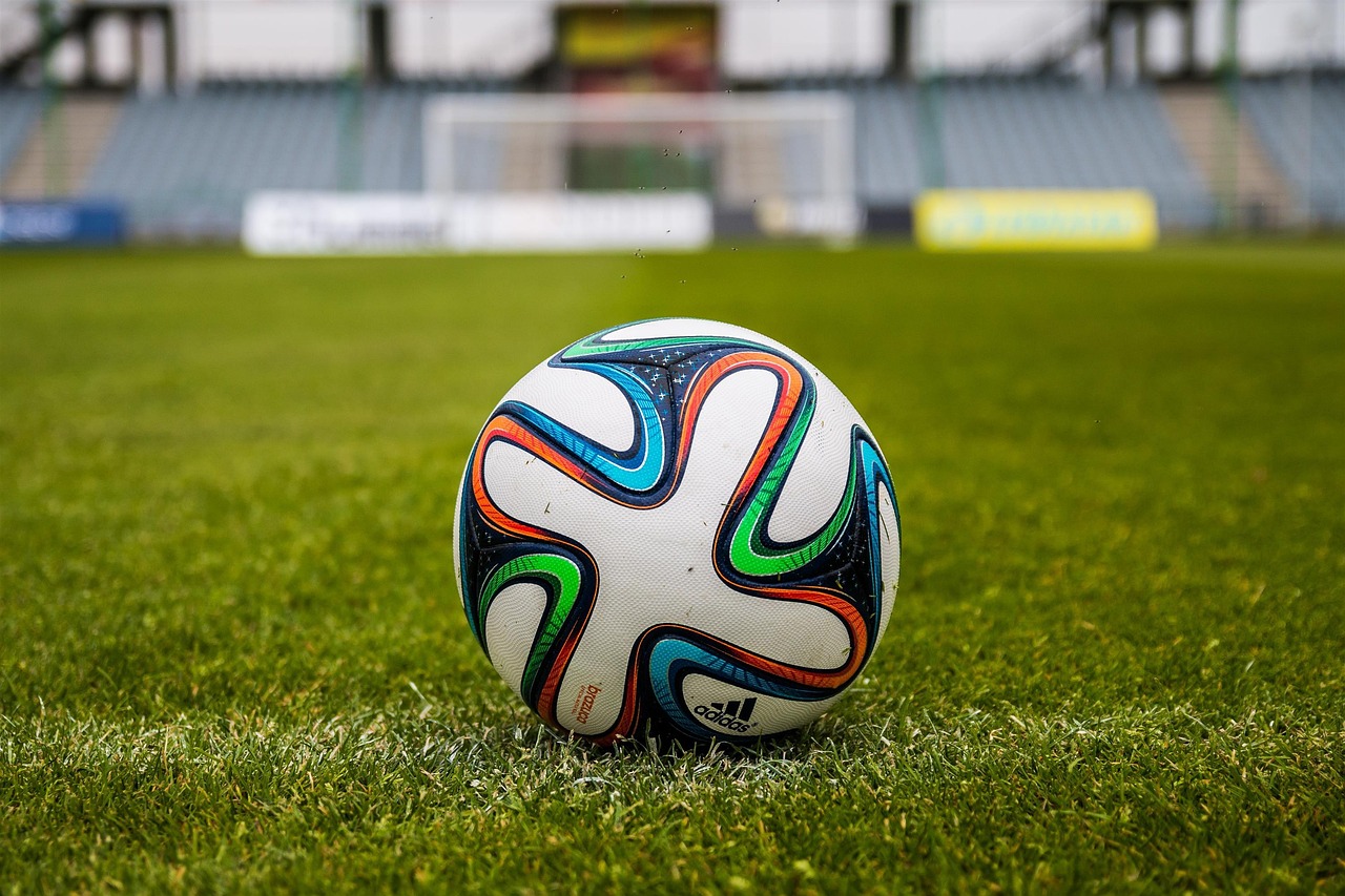 entdecken sie faszinierende stadionführungen in den berühmtesten arenen deutschlands. erleben sie exklusive einblicke hinter die kulissen und spannende highlights rund um ihr lieblingsteam.
