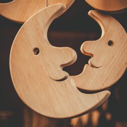 entdecken sie den contemporary crafts market – ihr ziel für einzigartige, handgefertigte kunstwerke und modernes design. erleben sie kreative vielfalt und hochwertige handwerkskunst.